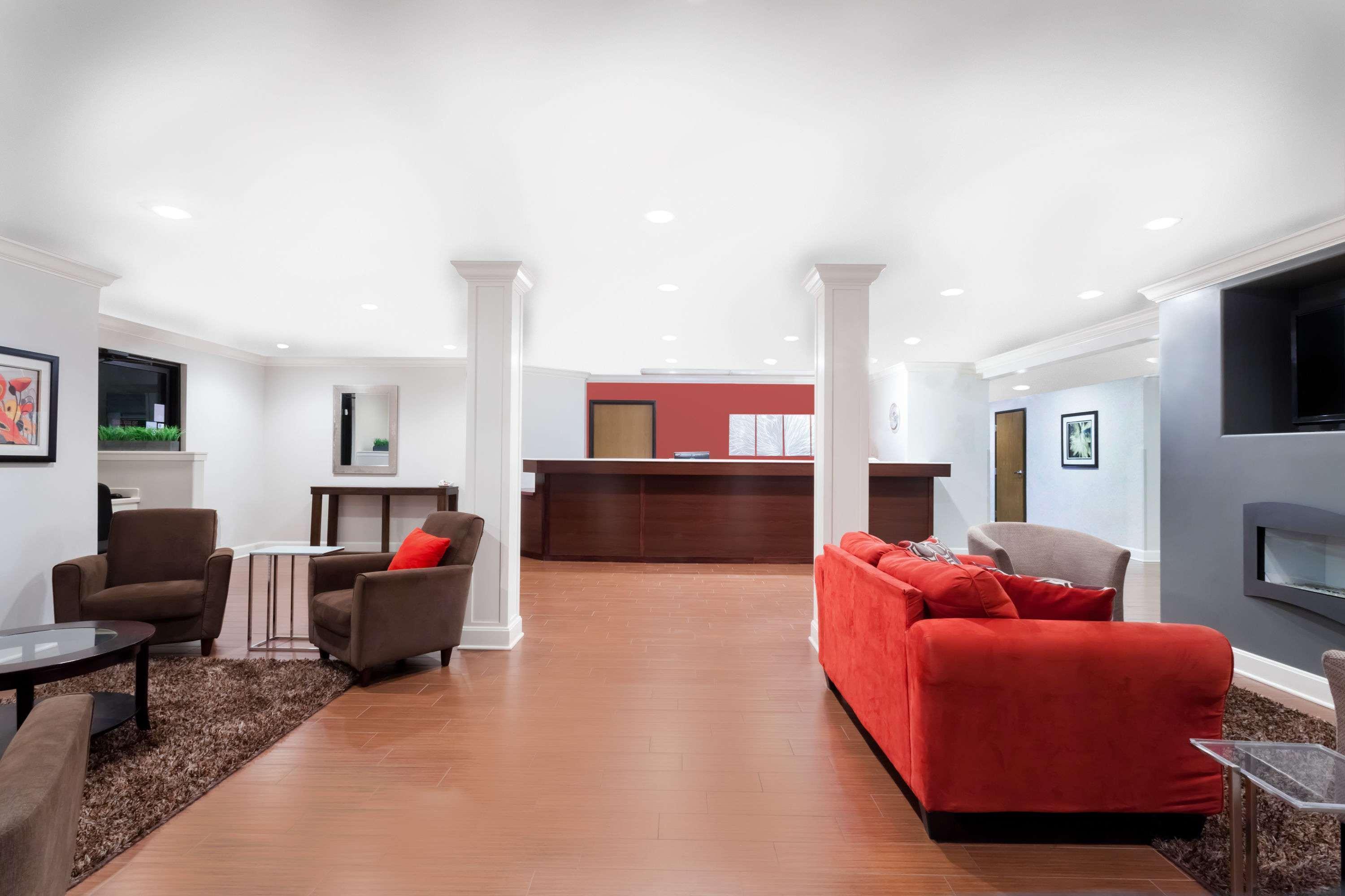 Ramada By Wyndham Tell City Экстерьер фото