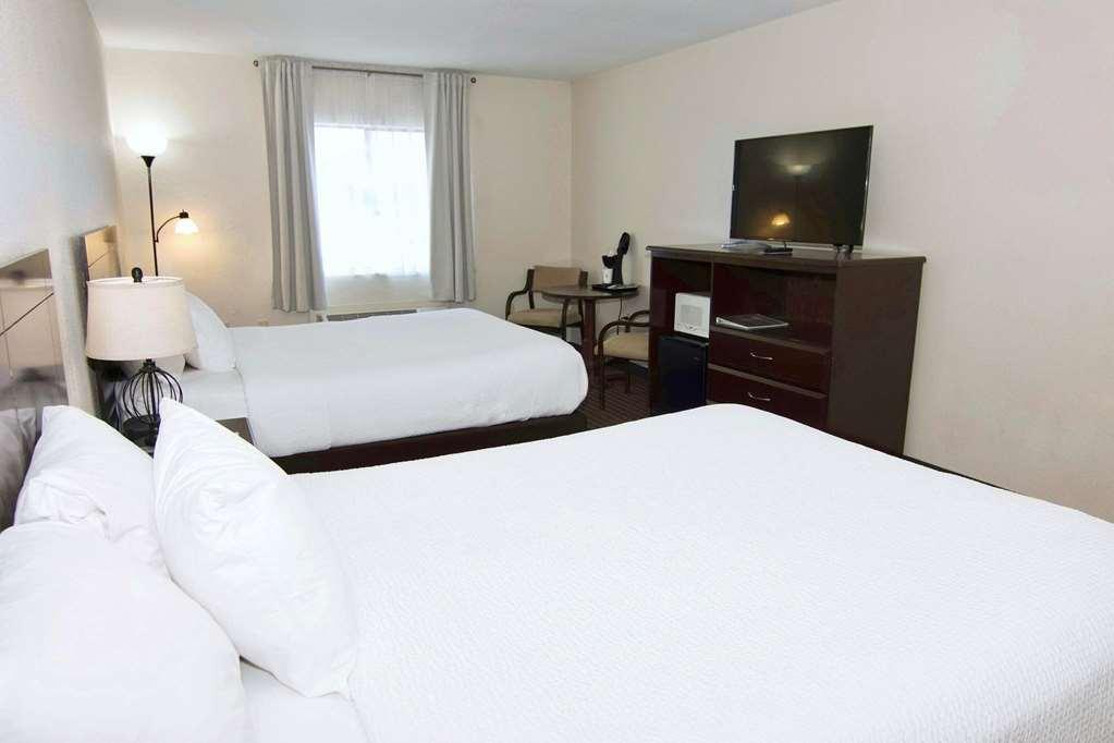 Ramada By Wyndham Tell City Номер фото